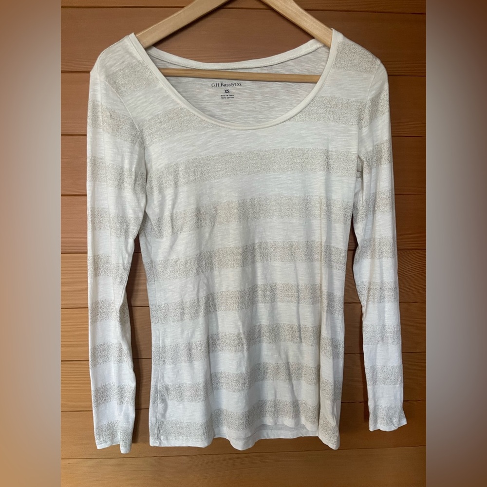 GH Bass & Co women's long sleeve stripped beige 100% cotton pullover shirt XS